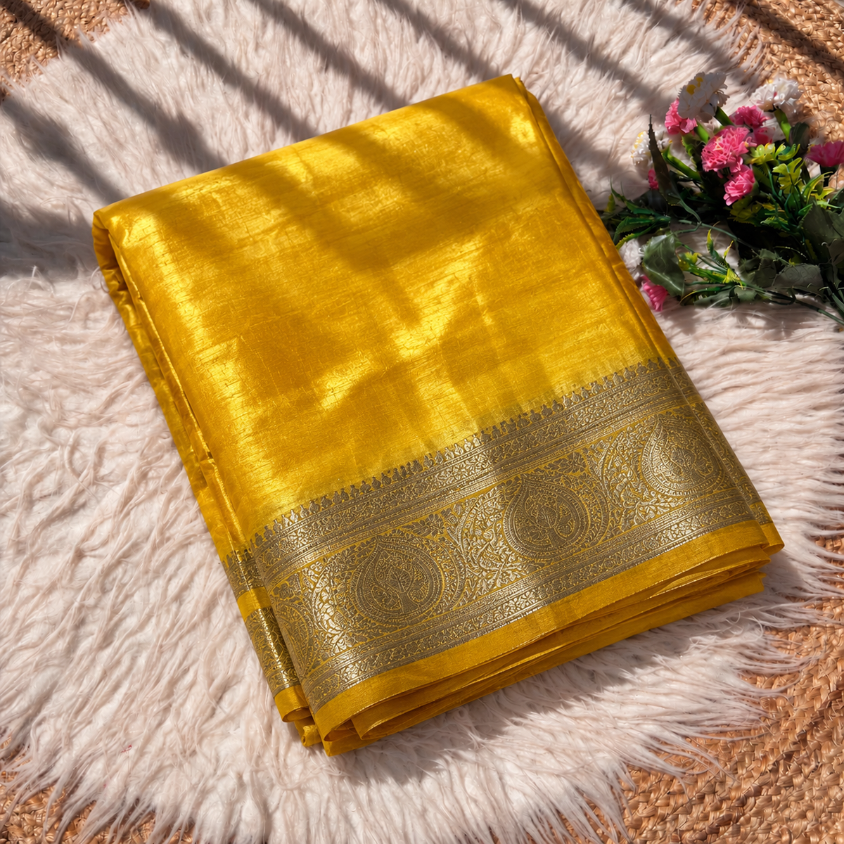 Tew Silk In Weaving Pure Zari Work Saree