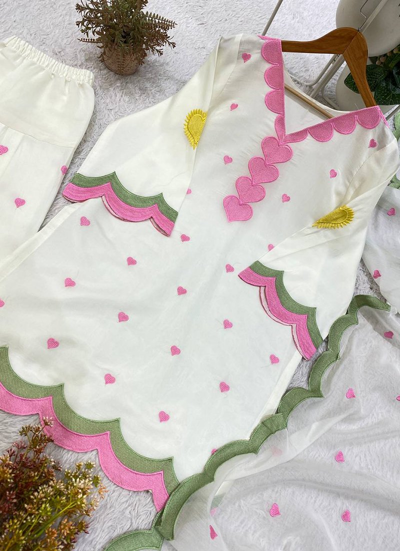 Off-white Mal Chanderi Embroidery Work Readymade Salwar Suit