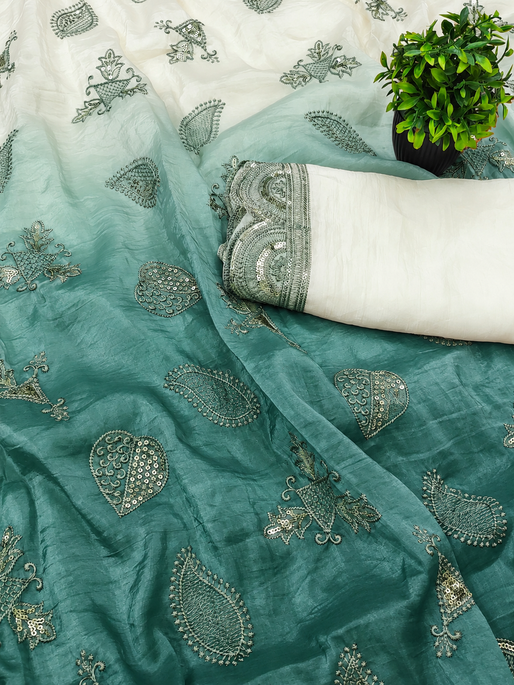 Gold Crush Embroidery Work Saree